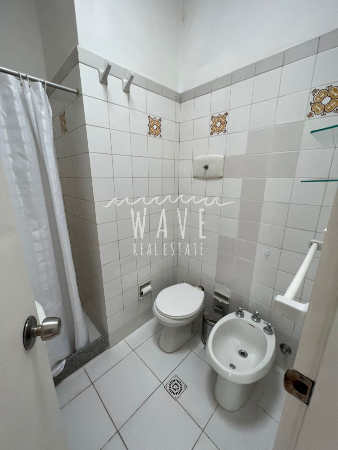 Apartamento ID.1856 - La Barra, 3 dormitorios, 3 baños, parrillero. Centro, cerca de todo.