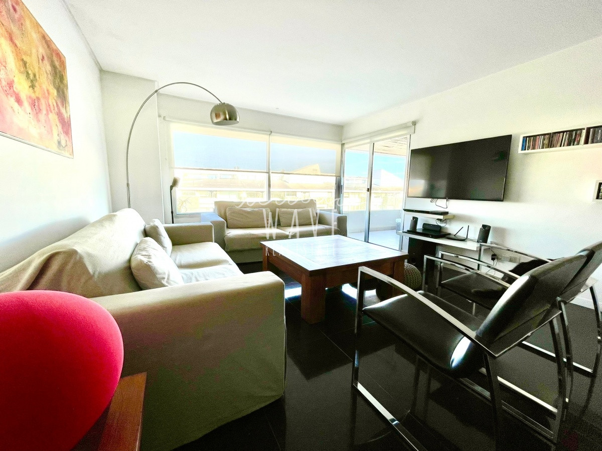 Apartamento ID.1559 - Montoya, edificio Esturión. 3 dormitorios. A pasos del mar.