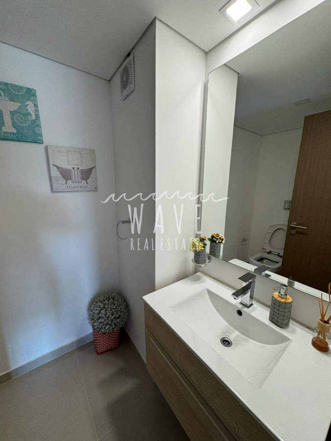 Apartamento ID.4641 - Venta apartamento Playa Brava Parada 10,  2 dormitorios y dependencia