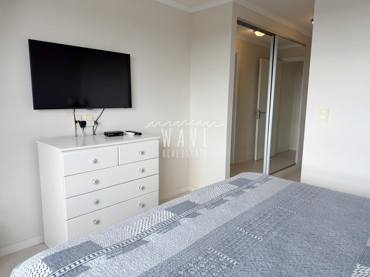 Apartamento ID.5457 - Venta Ocean Drive Piso Alto 3 dorm en suite