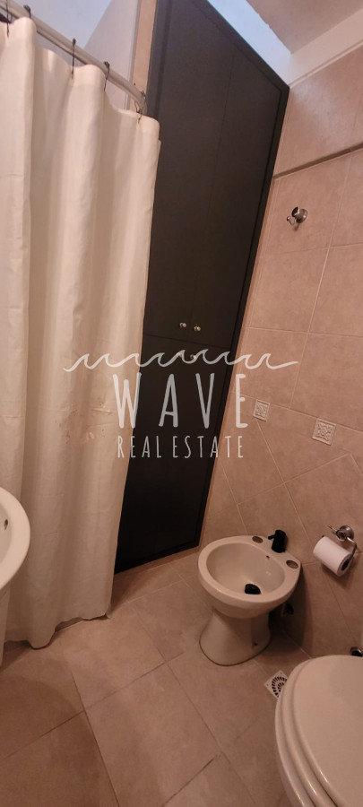 Apartamento ID.4272 - Península, Venta y Alquiler Anual, 2 dormitorios, terraza, gge.