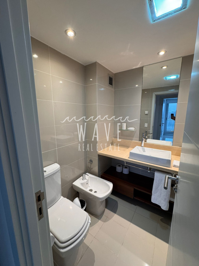 Apartamento ID.4970 - Venta departamento 2 dormitorios, Brava, Punta del Este 