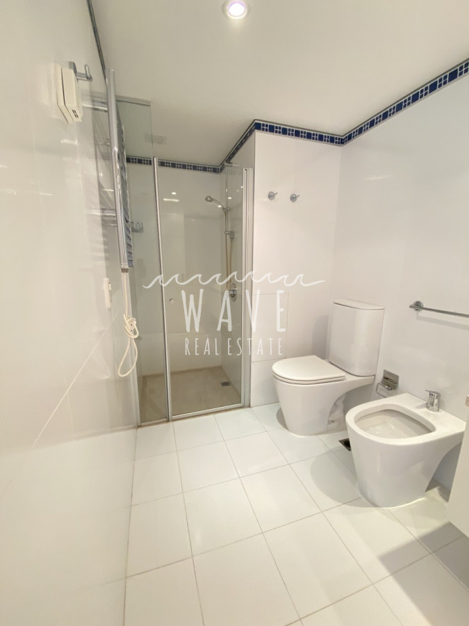 Apartamento ID.1509 - VENTA- APARTAMENTO EN TORRE 1a. CATEGORIA- PUNTA DEL ESTE