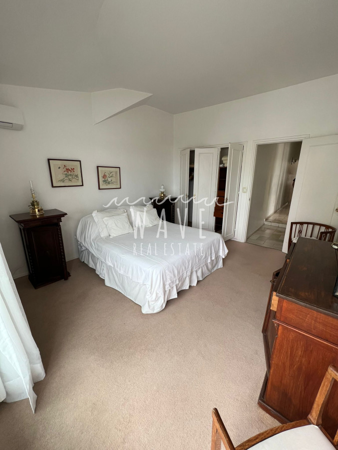 Apartamento ID.3964 - PENINSULA Disponible 5 dormitorios, todo el confort en una ubicación y vista privilegiada.
