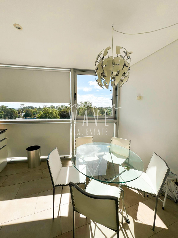 Apartamento ID.4315 - Penthouse en alquiler en exclusiva Torre Delamar.