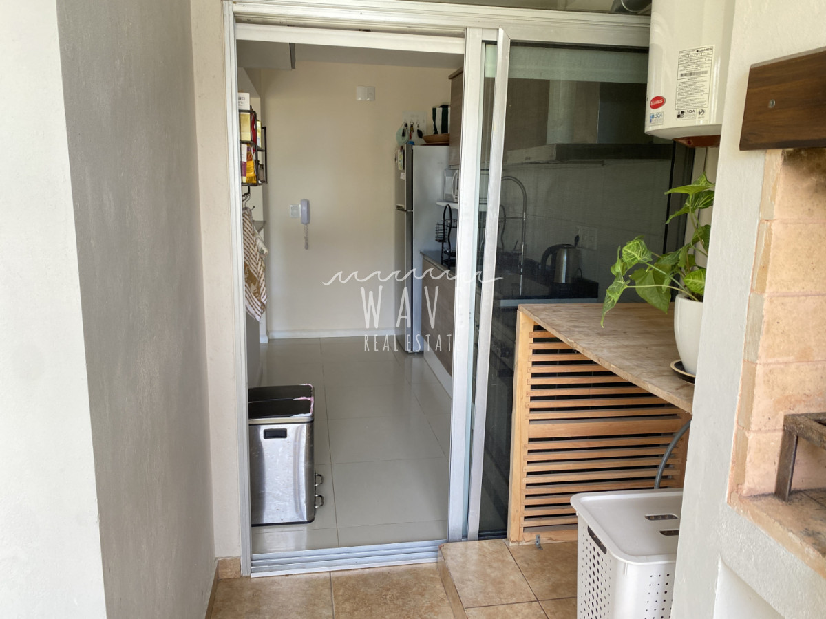 Apartamento ID.5393 - Venta de apartamento de 2 dormitorios en Rincón del Indio, Pda 23, orientación bosque con vista al mar, parrillero propio