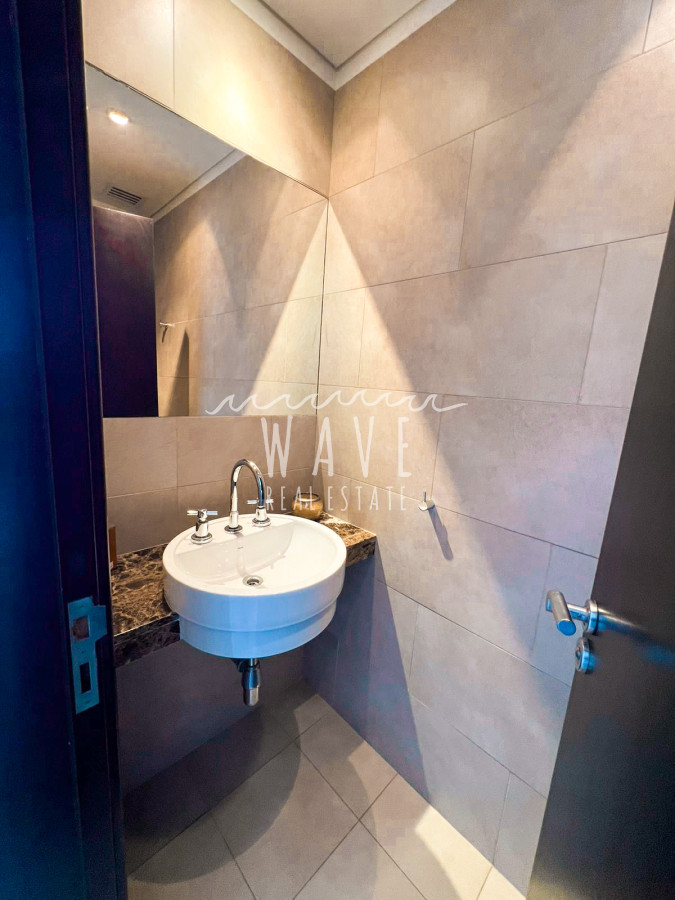 Apartamento ID.4315 - Penthouse en alquiler en exclusiva Torre Delamar.