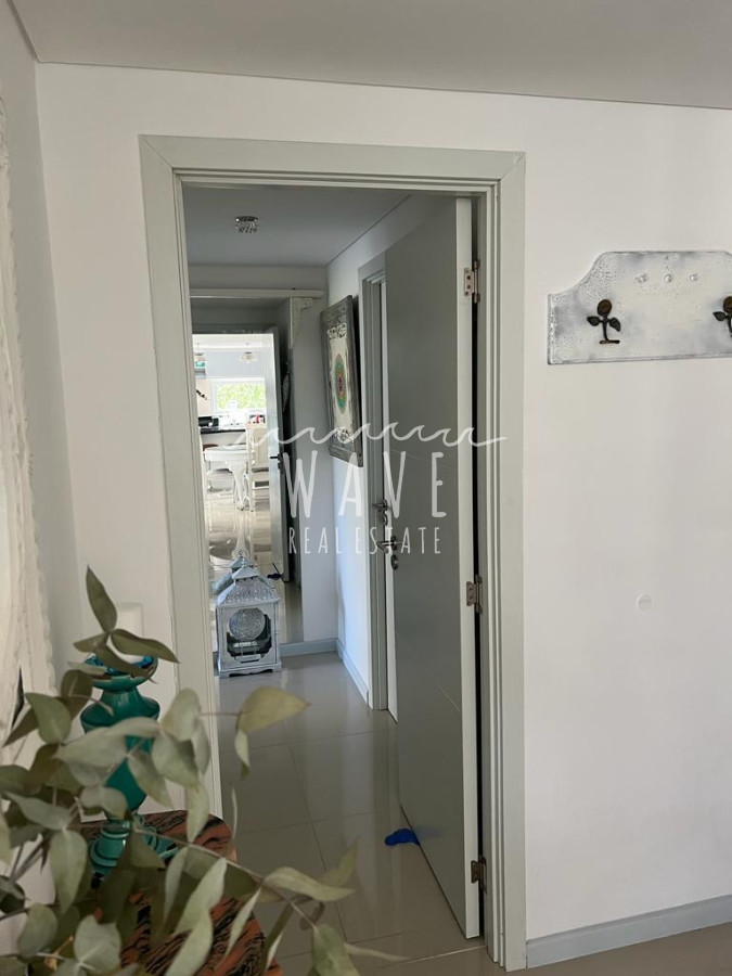 Apartamento ID.4719 - Alquiler departamento 2 dormitorios, Punta del Este, playa brava.