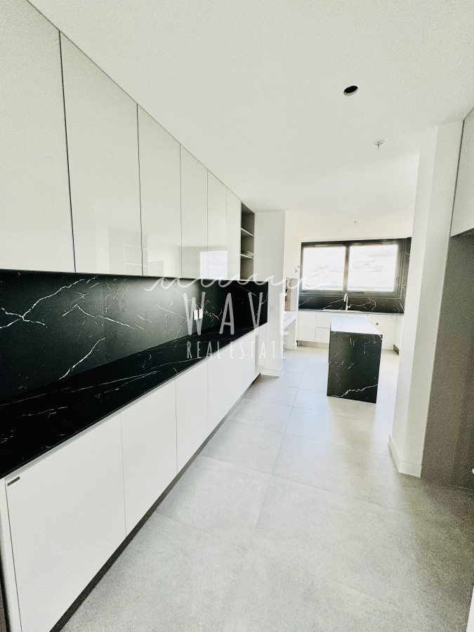 Apartamento ID.4107 - Venta Espectacular Penthouse, primera fila playa mansa