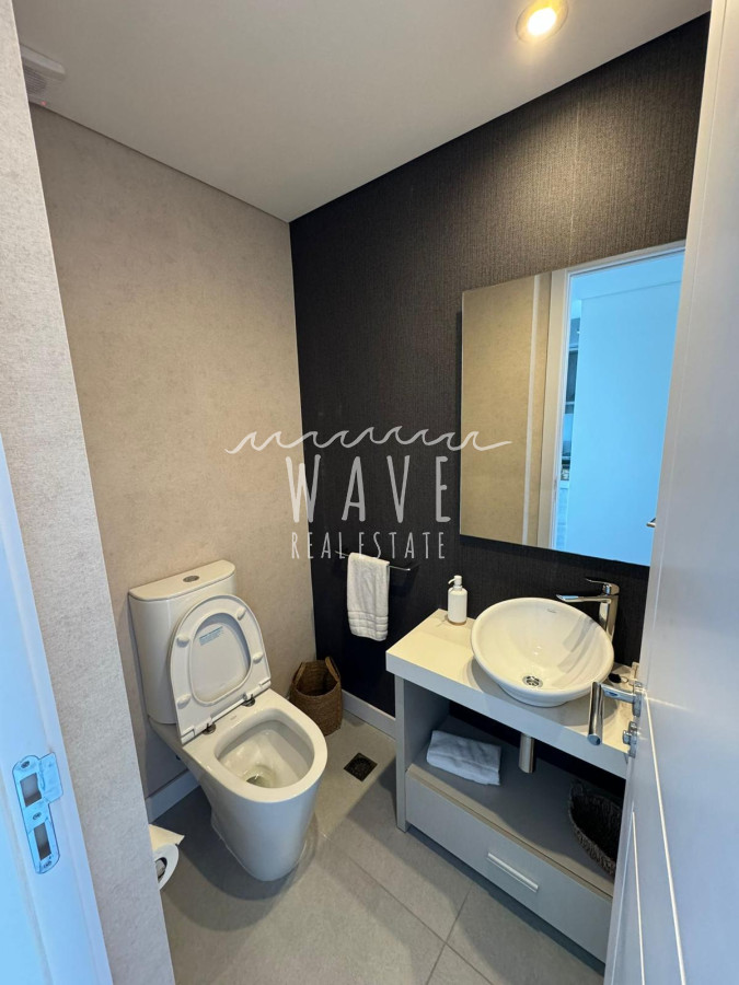 Apartamento ID.1668 - Apartamento en alquiler, Manantiales, exclusivo, frente al mar. 3 suites, terrazas. Nuevo.