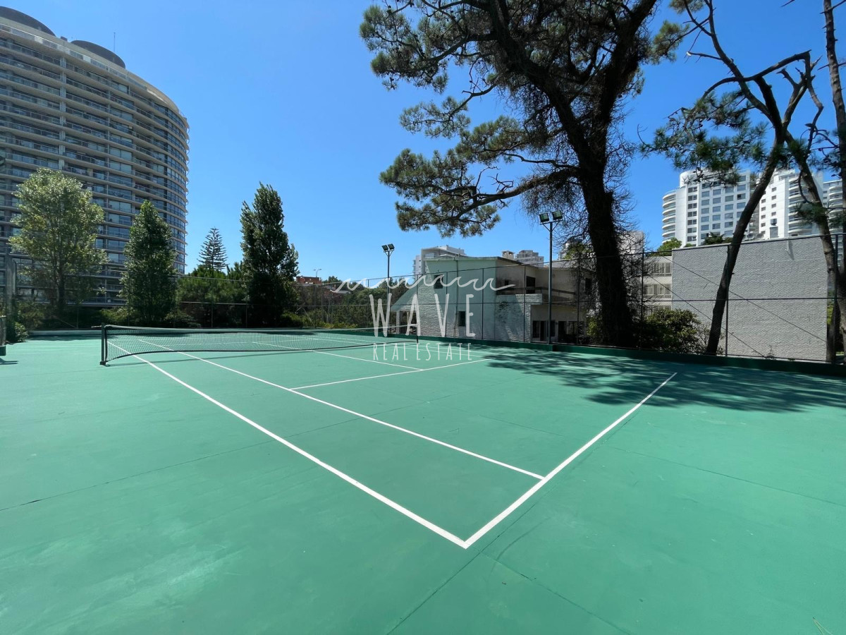 Apartamento ID.4673 - Venta departamento dos dormitorios, Gala vista Punta del Este 