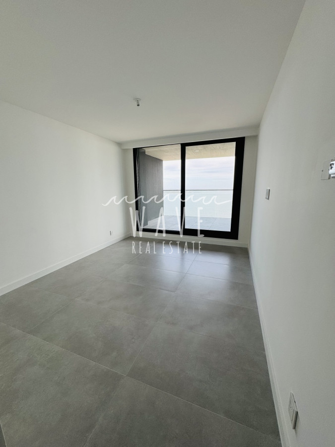 Apartamento ID.4106 - Venta espectacular departamento 2 Dorm, primera linea playa mansa 