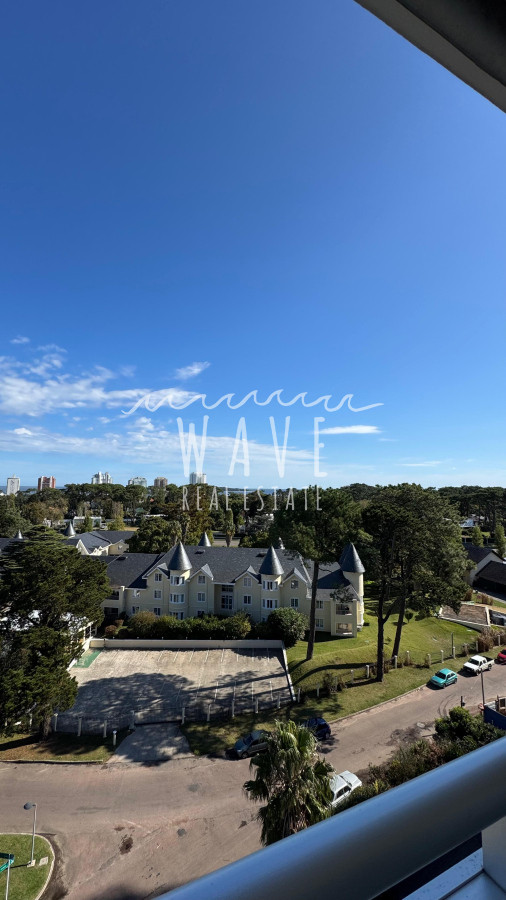 Apartamento ID.4844 - Venta de apartamento 3 dormitorios frente a punta shopping