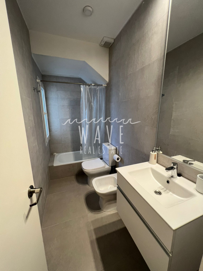 Apartamento ID.4312 - La Barra, a metros del agua, 3 suites, terraza con parrillero, mirador al mar.