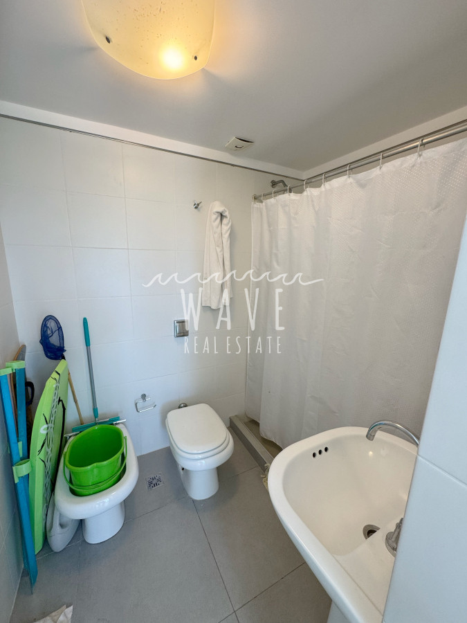 Apartamento ID.4879 - Brava, primera línea, unidad esquinera, 3 suites y dep.