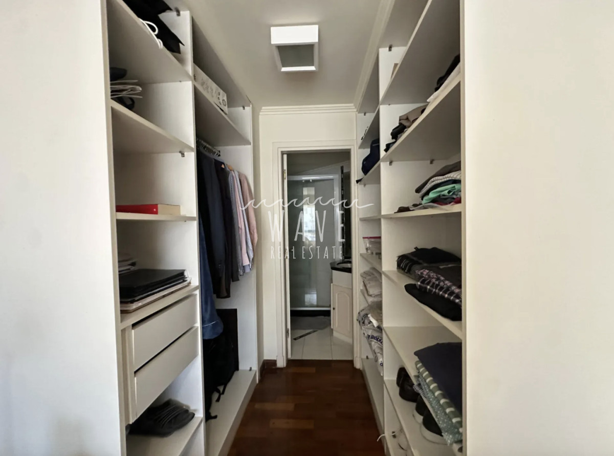 Apartamento ID.5460 - Venta de apartamento de 2 dormitorios en Rambla de Punta Carretas, Montevideo