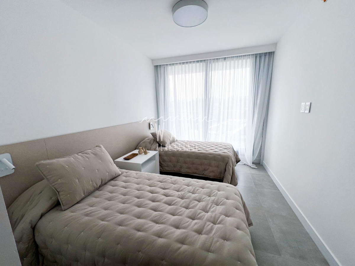 Apartamento ID.4115 - Alquiler invernal departamento 3 dormitorios, Mansa, Punta del este 