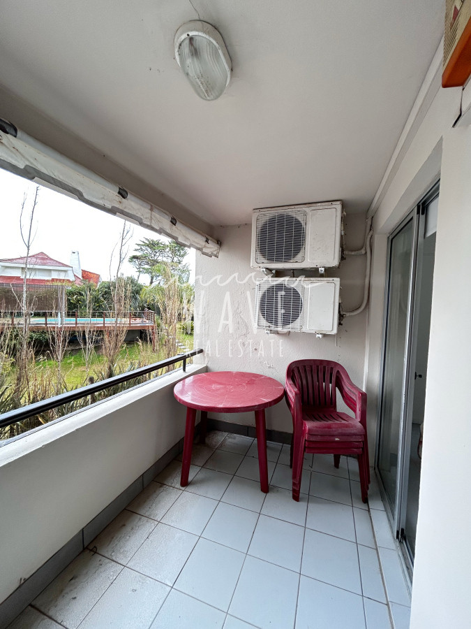 Apartamento ID.4972 - Venta, Apartamento de 3 dormitorios frente al Mar. Pinares