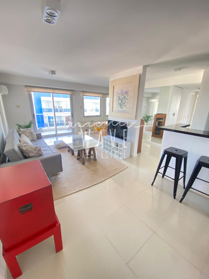 Apartamento ID.4967 - Venta, Apartamento de 2 dormitorios en Playa Brava