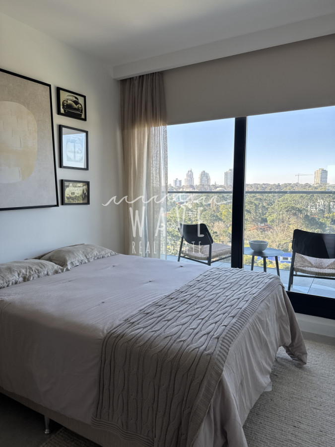 Apartamento ID.4974 - Venta Departamento Mansa, 3 dormitorios, Punta del Este 