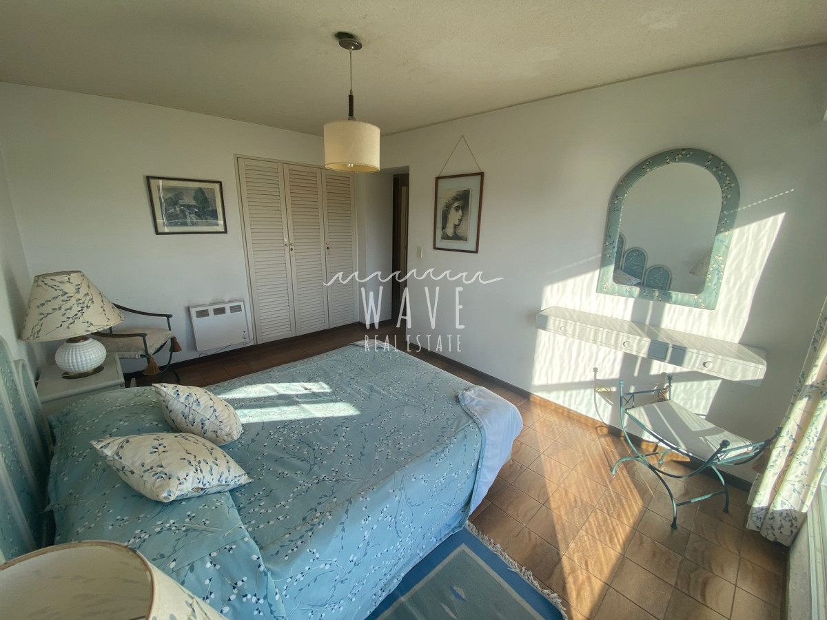 Apartamento ID.1644 - Venta Apartamento en Cantegril amplios 2 dormitorios 2 baños servicios