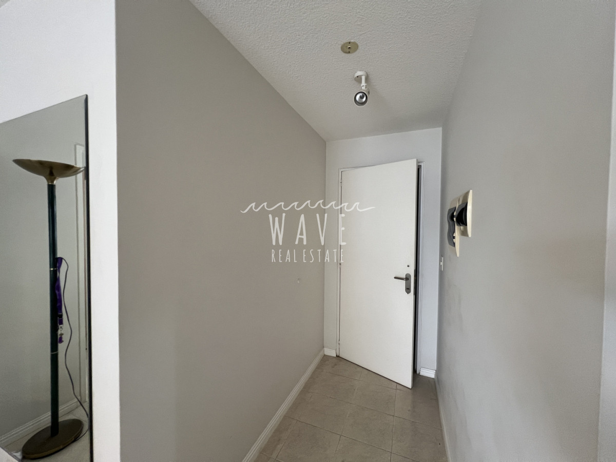 Apartamento ID.5205 - Venta apartamento zona shopping dos dormitorios 