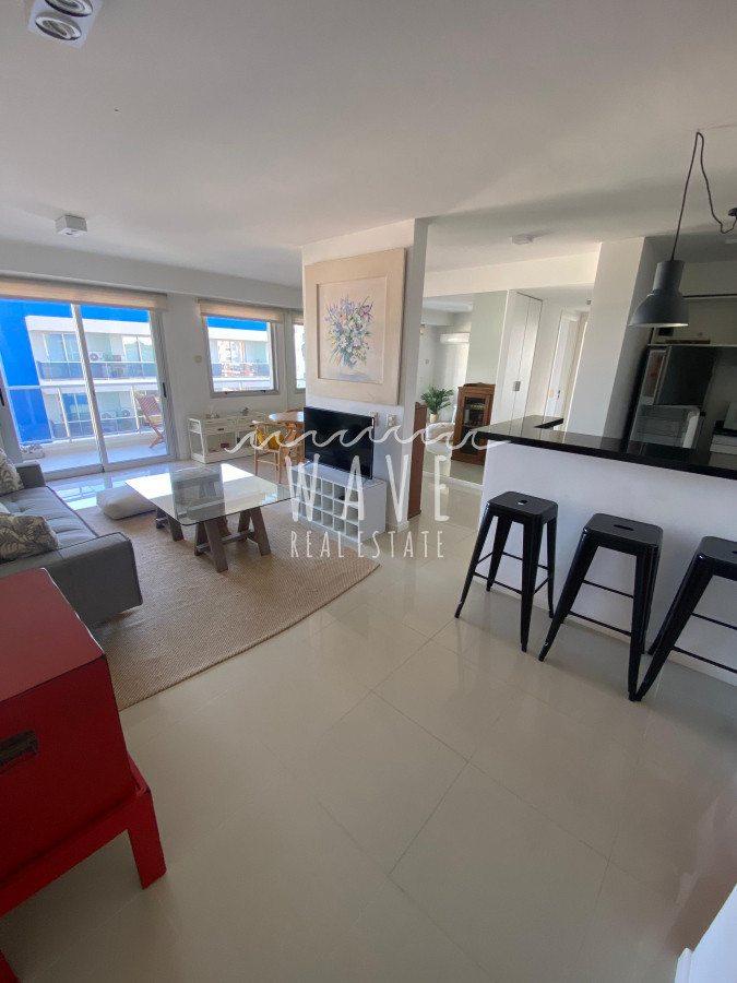 Apartamento ID.4967 - Venta, Apartamento de 2 dormitorios en Playa Brava