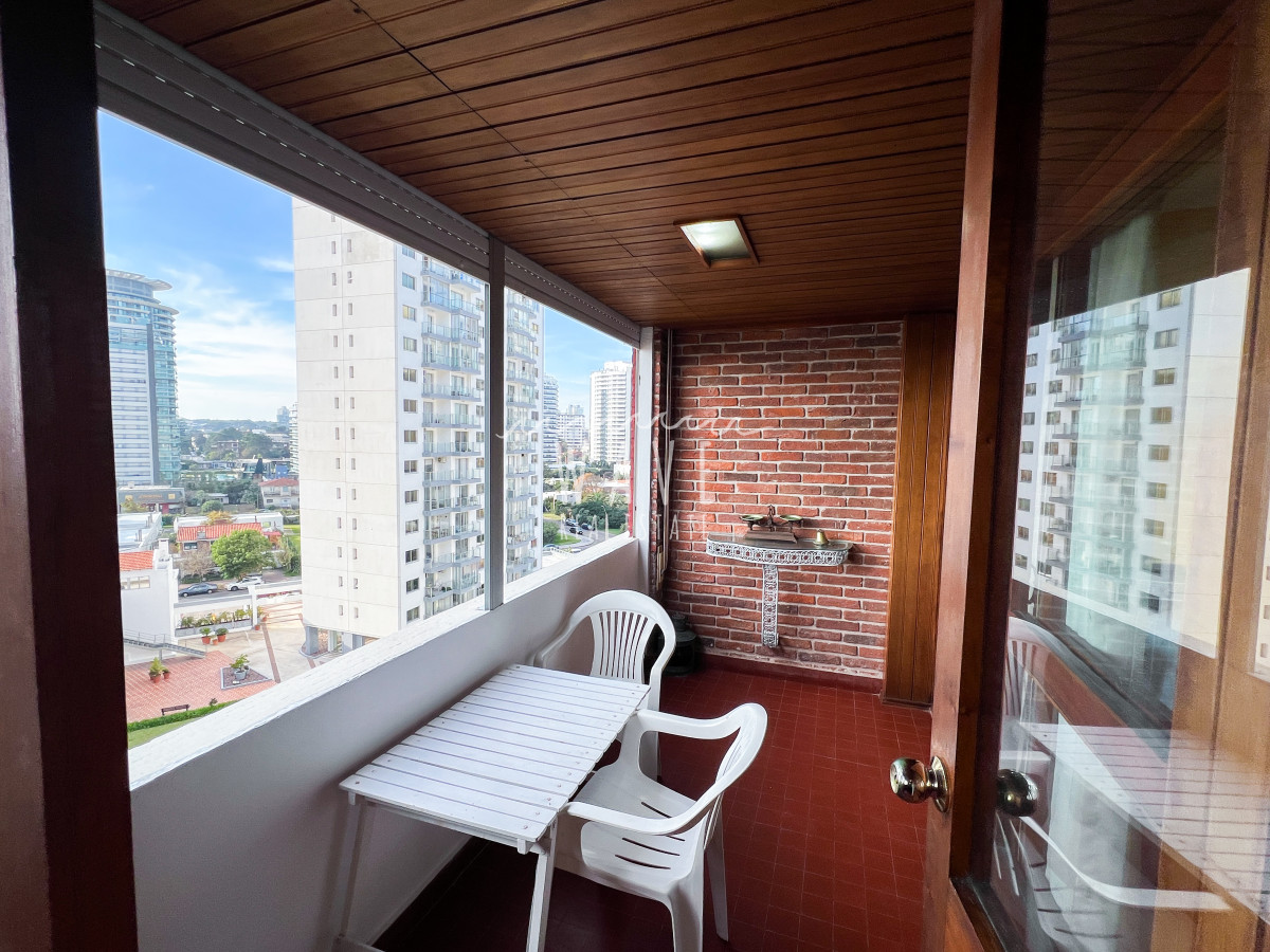 Apartamento ID.5143 - Alquiler Punta del este a 100 mts playa brava  
