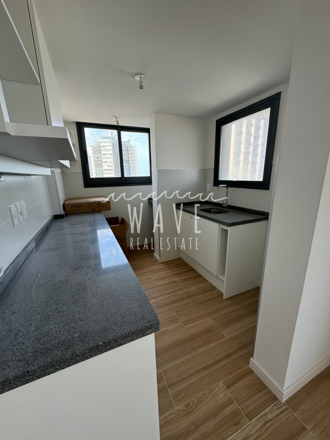 Apartamento ID.4859 - Venta de Apartamento con 2 dormitorios a pasos de playa brava