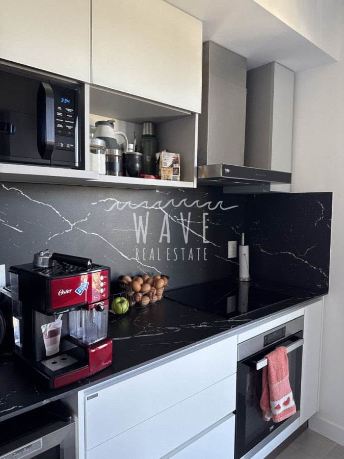 Apartamento ID.4974 - Venta Departamento Mansa, 3 dormitorios, Punta del Este 