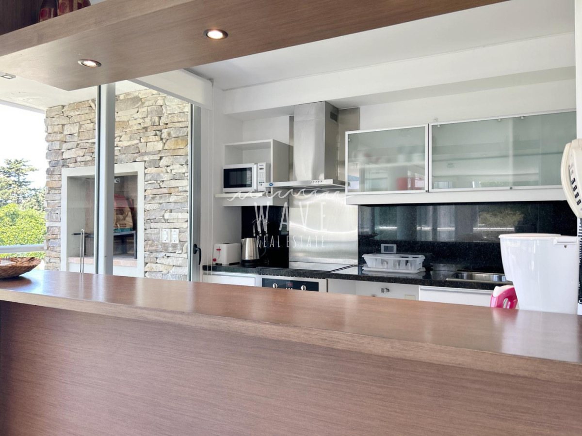 Apartamento ID.5368 - Venta Alquiler temporal Departamento 3 dormitorios Playa brava