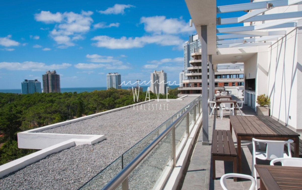Apartamento ID.4719 - Alquiler departamento 2 dormitorios, Punta del Este, playa brava.