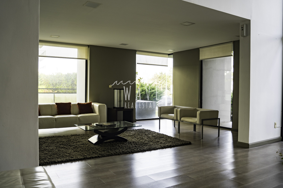 Apartamento ID.4986 - Alquiler de Verano, Apartamento de 3 dormitorios en Punta del Este