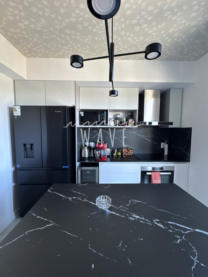 Apartamento ID.4974 - Venta Departamento Mansa, 3 dormitorios, Punta del Este 