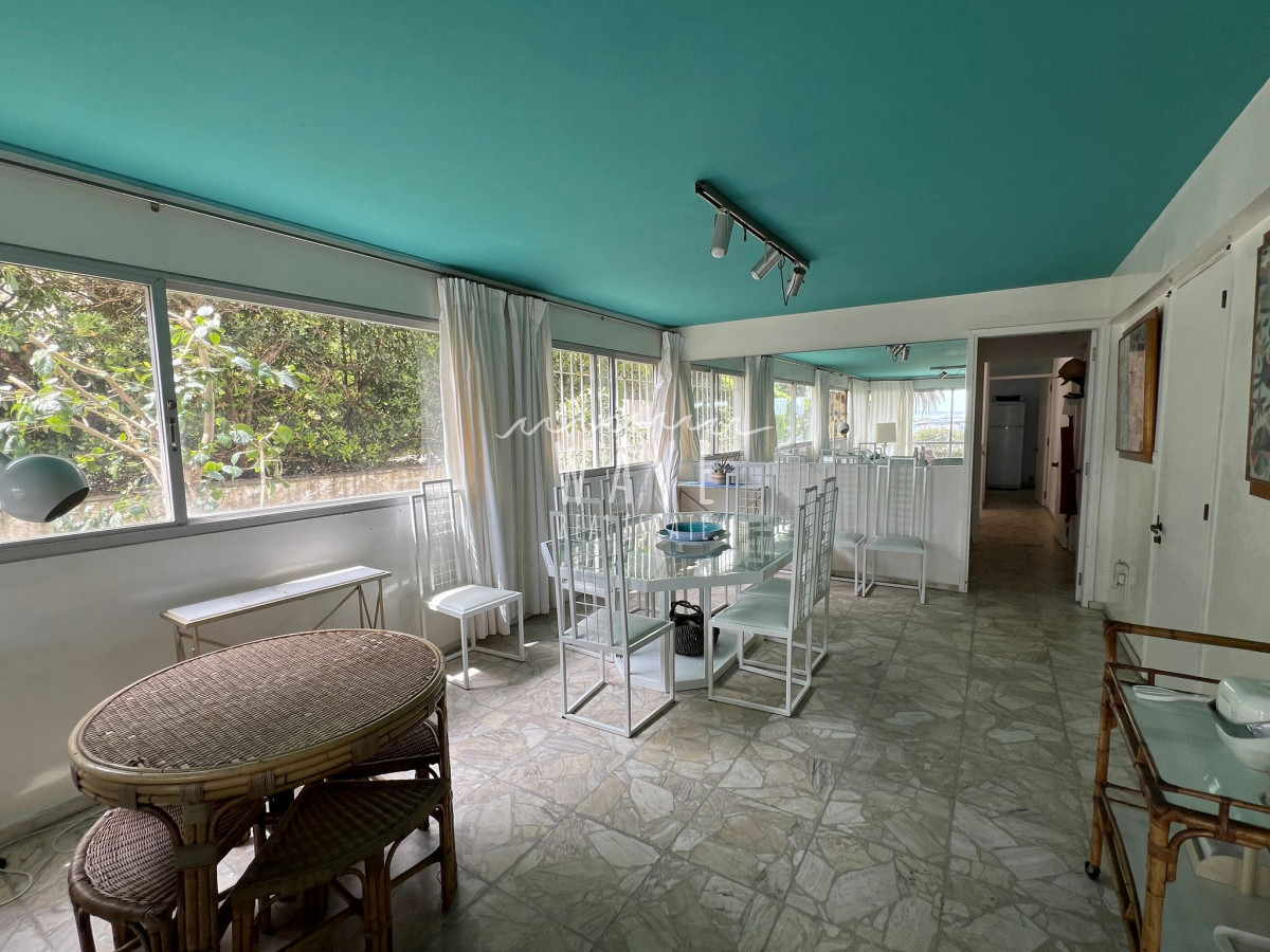 Apartamento ID.4537 - Apartamento en primera linea puerto  Punta del Este en alquiler temporal 