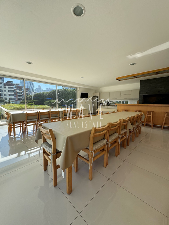Apartamento ID.4914 - Alquiler Verano en Brava, a metros del mar. 3 dormitorios y dep. Servicio 