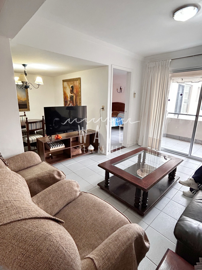Apartamento ID.4972 - Venta, Apartamento de 3 dormitorios frente al Mar. Pinares
