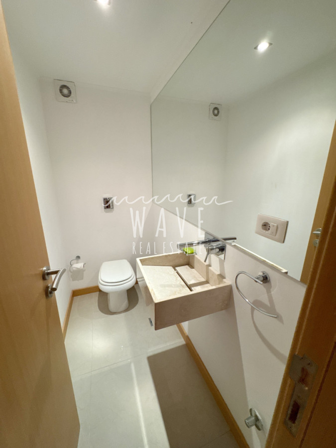 Apartamento ID.5113 - Alquiler de verano, apartamento de 2 dormitorios en suite, Playa Brava Punta del Este