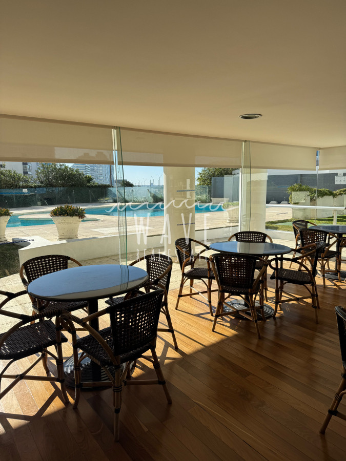 Apartamento ID.4914 - Alquiler Verano en Brava, a metros del mar. 3 dormitorios y dep. Servicio 