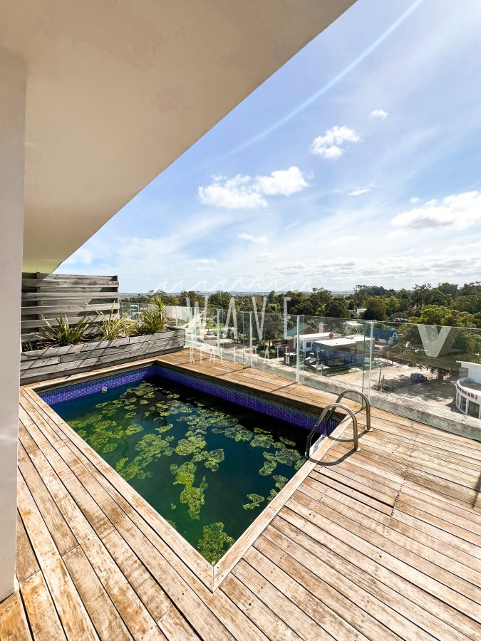 Apartamento ID.4315 - Penthouse en alquiler en exclusiva Torre Delamar.