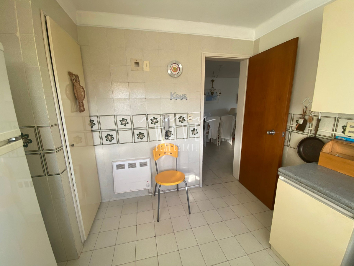 Apartamento ID.1644 - Venta Apartamento en Cantegril amplios 2 dormitorios 2 baños servicios
