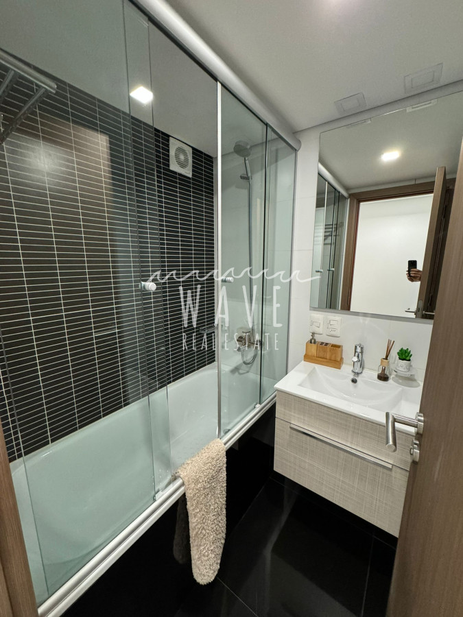 Apartamento ID.4641 - Venta apartamento Playa Brava Parada 10,  2 dormitorios y dependencia