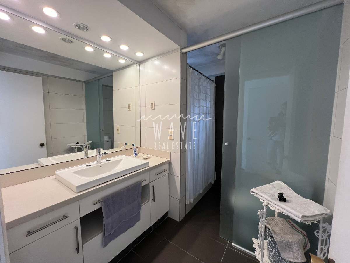 Apartamento ID.4537 - Apartamento en primera linea puerto  Punta del Este en alquiler temporal 