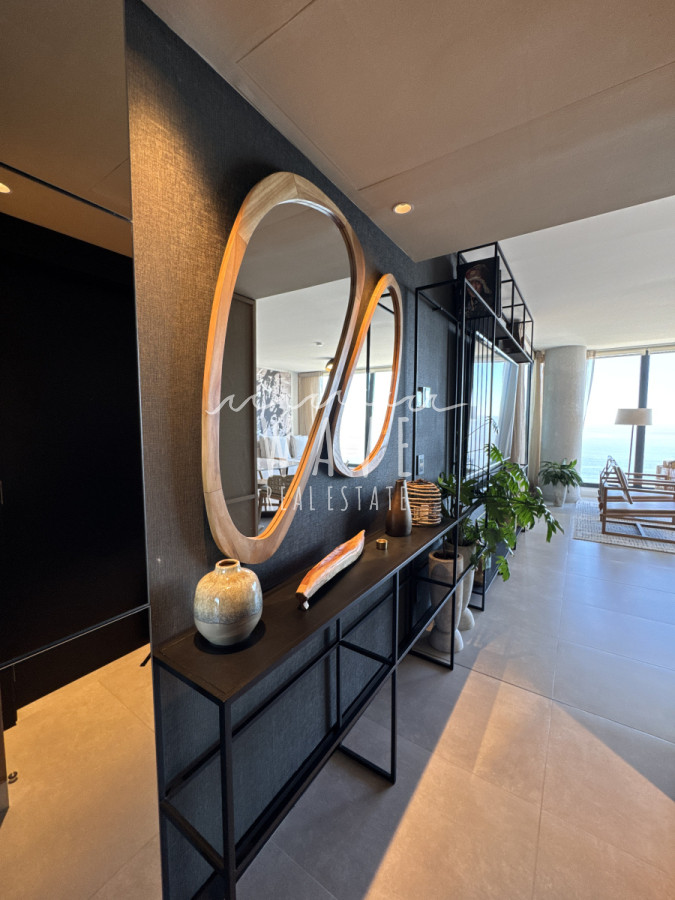 Apartamento ID.4974 - Venta Departamento Mansa, 3 dormitorios, Punta del Este 