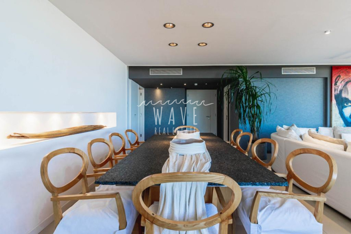 Apartamento ID.4989 - Alquiler de verano apartamento 4 dormitorios en primera fila playa brava