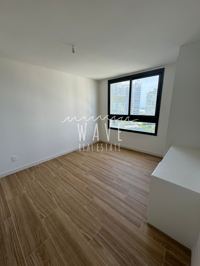 Apartamento ID.4859 - Venta de Apartamento con 2 dormitorios a pasos de playa brava