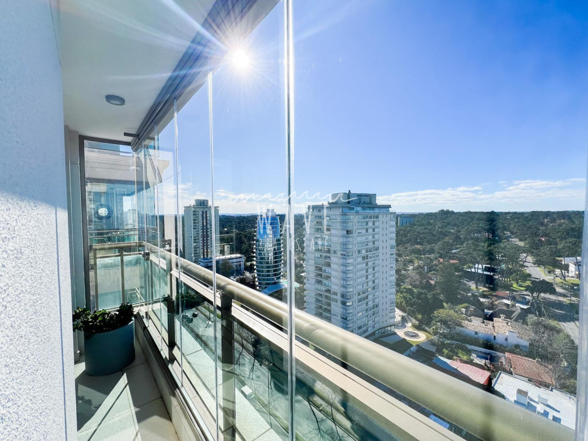 Apartamento ID.5027 - Venta en exclusividad, apartamento de 3 dormitorios en Punta del Este