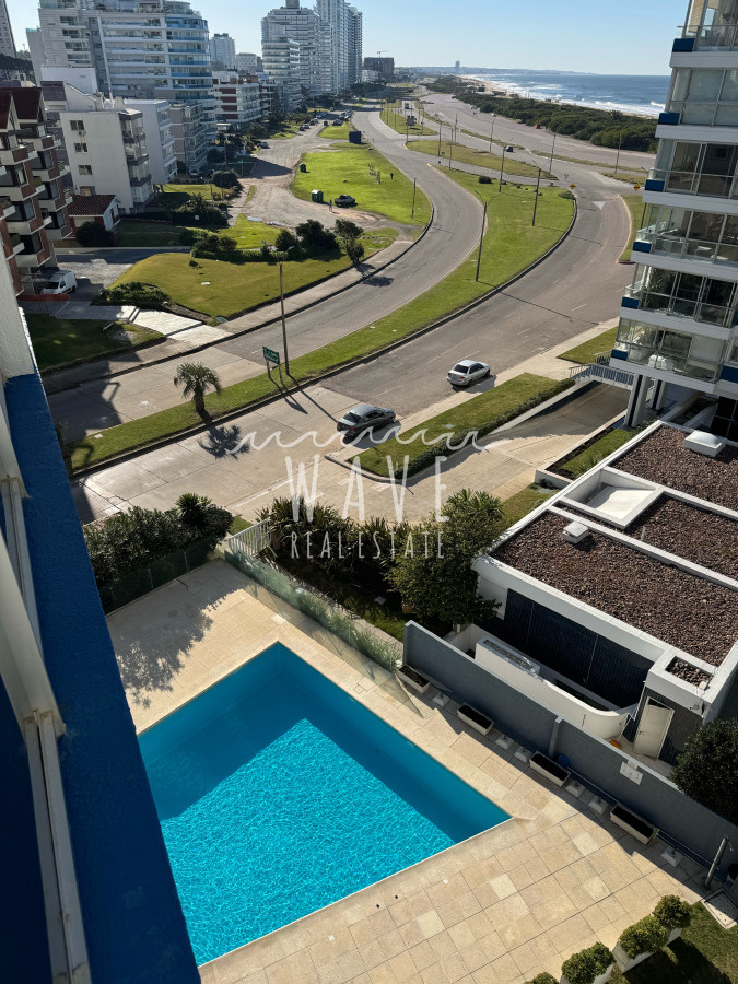 Apartamento ID.4914 - Alquiler Verano en Brava, a metros del mar. 3 dormitorios y dep. Servicio 