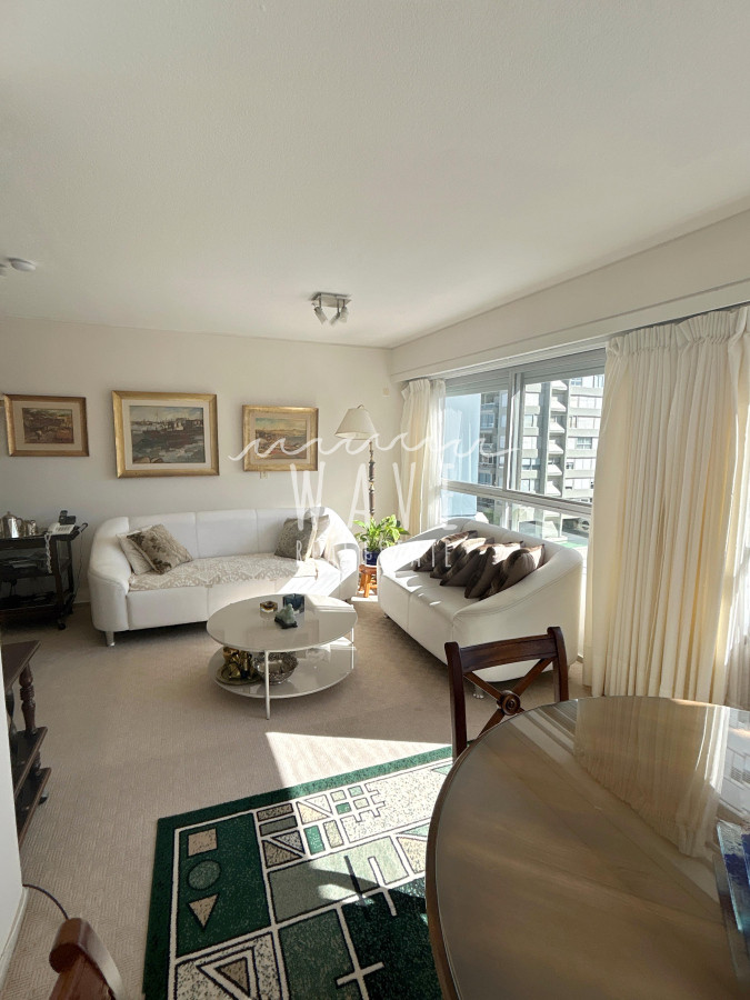 Apartamento ID.4752 - Venta y alquiler departamento 2 dormitorios Punta del Este 