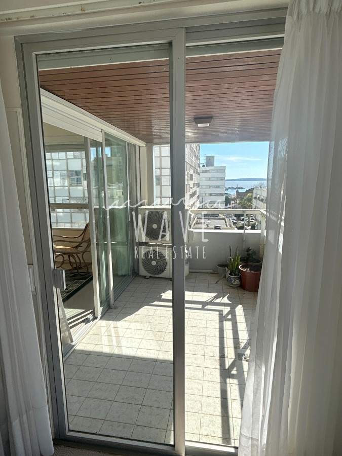 Apartamento ID.4752 - Venta y alquiler departamento 2 dormitorios Punta del Este 